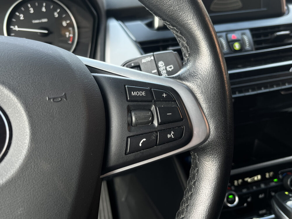 BMW 2 Serie Active Tourer 218i Centennial Executive // NAVI // CRUISE CONTROL // CLIMA // PARKEERSENSOREN V+A // 17