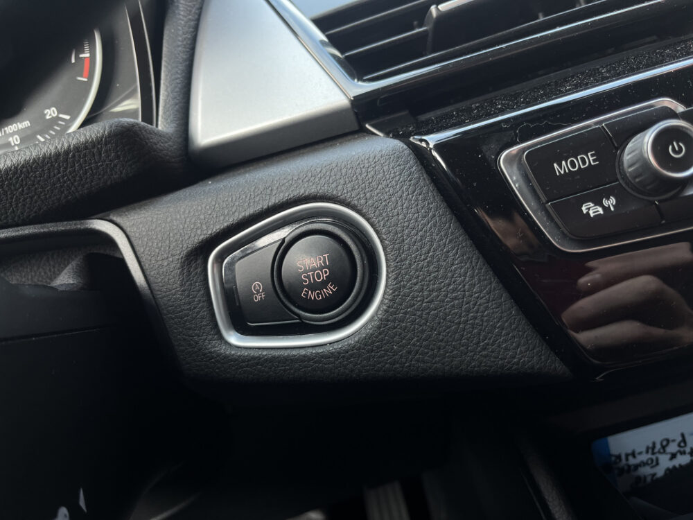 BMW 2 Serie Active Tourer 218i Centennial Executive // NAVI // CRUISE CONTROL // CLIMA // PARKEERSENSOREN V+A // 19