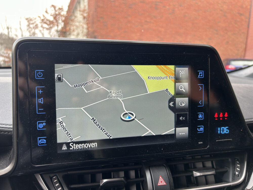 Toyota C-HR 1.8 Hybrid Dynamic // KEYLESS // LED // NAVI // CAMERA // PDC V+A // ADAPTIVE CRUISE // TREKHAAK!! 15