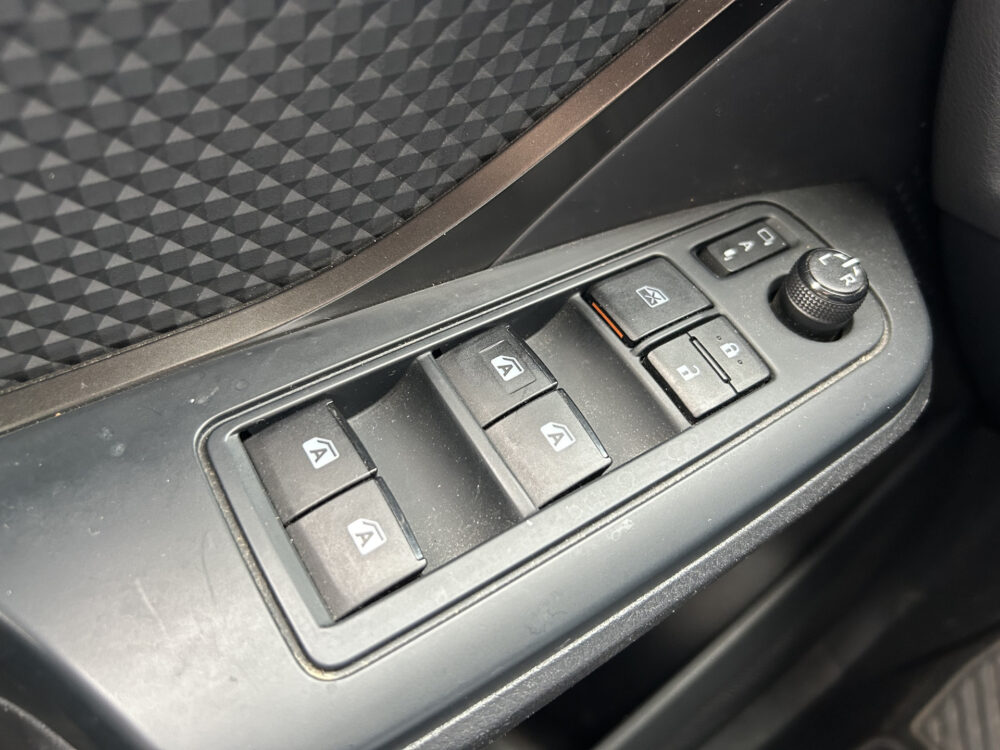 Toyota C-HR 1.8 Hybrid Dynamic // KEYLESS // LED // NAVI // CAMERA // PDC V+A // ADAPTIVE CRUISE // TREKHAAK!! 20