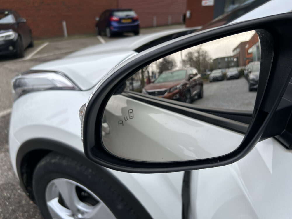 Toyota C-HR 1.8 Hybrid Dynamic // KEYLESS // LED // NAVI // CAMERA // PDC V+A // ADAPTIVE CRUISE // TREKHAAK!! 25