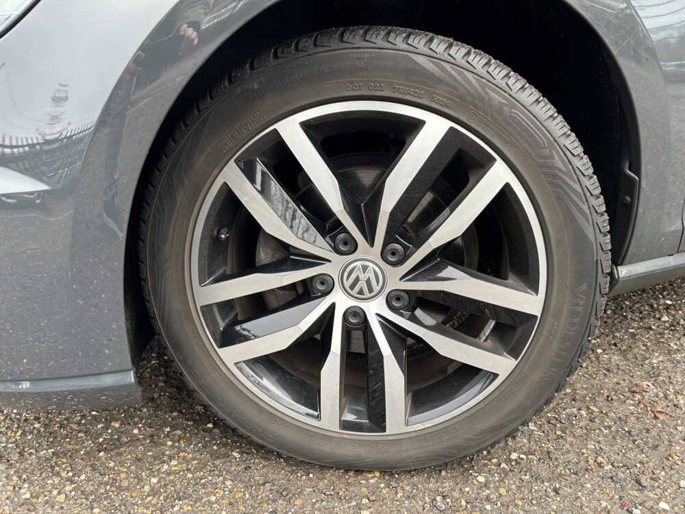 Volkswagen e-Golf e-Golf Highline SOH 90% // FULL LED // NAVI + CARPLAY // PDC V+A // ADAPTIVE CRUISE // CLIMA 26