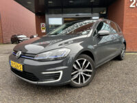 Volkswagen e-Golf e-Golf Highline SOH 90% // FULL LED // NAVI + CARPLAY // PDC V+A // ADAPTIVE CRUISE // CLIMA 32