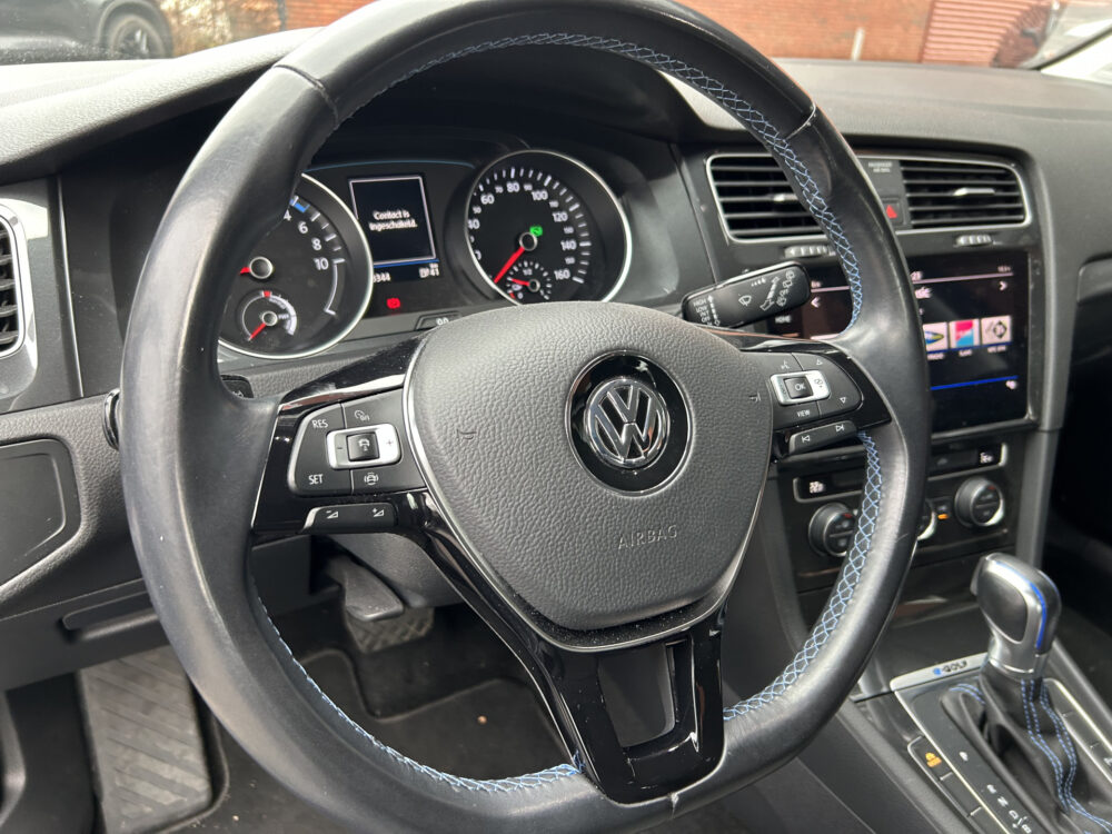 Volkswagen e-Golf e-Golf Highline SOH 90% // FULL LED // NAVI + CARPLAY // PDC V+A // ADAPTIVE CRUISE // CLIMA 6