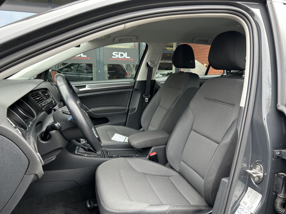 Volkswagen e-Golf e-Golf Highline SOH 90% // FULL LED // NAVI + CARPLAY // PDC V+A // ADAPTIVE CRUISE // CLIMA 8