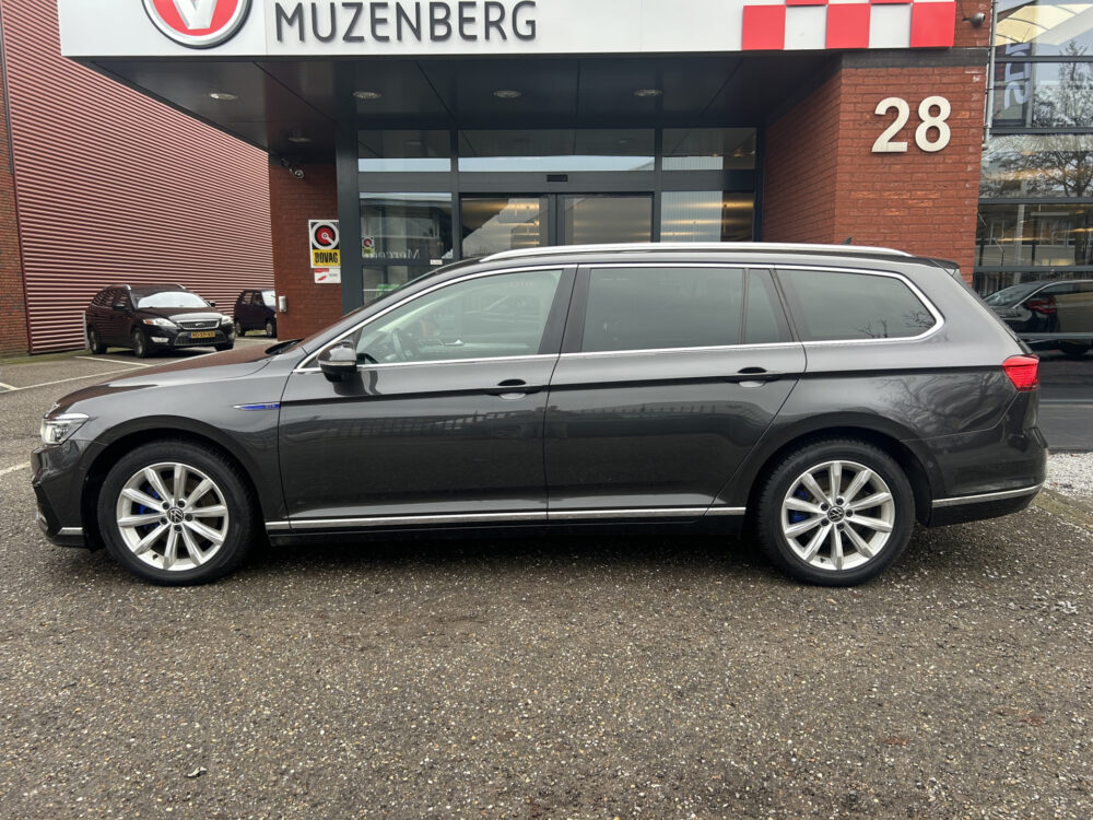 Volkswagen Passat Variant 1.4 TSI PHEV GTE Business // PANO/SCHUIFKANTELDAK // FULL LED // NAVI + CARPLAY // ADAPTIVE CRUISE // ELEK. TREKHAAK //  3