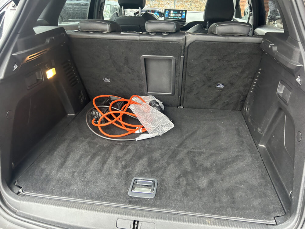 Peugeot 3008 1.6 HYbrid 225 Allure // FULL LED // NAVI + CARPLAY // CAMERA // CLIMA // PDC V+A // CRUISE 25