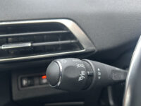 Peugeot 3008 1.6 HYbrid 225 Allure // FULL LED // NAVI + CARPLAY // CAMERA // CLIMA // PDC V+A // CRUISE 40