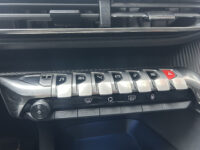 Peugeot 3008 1.6 HYbrid 225 Allure // FULL LED // NAVI + CARPLAY // CAMERA // CLIMA // PDC V+A // CRUISE 45