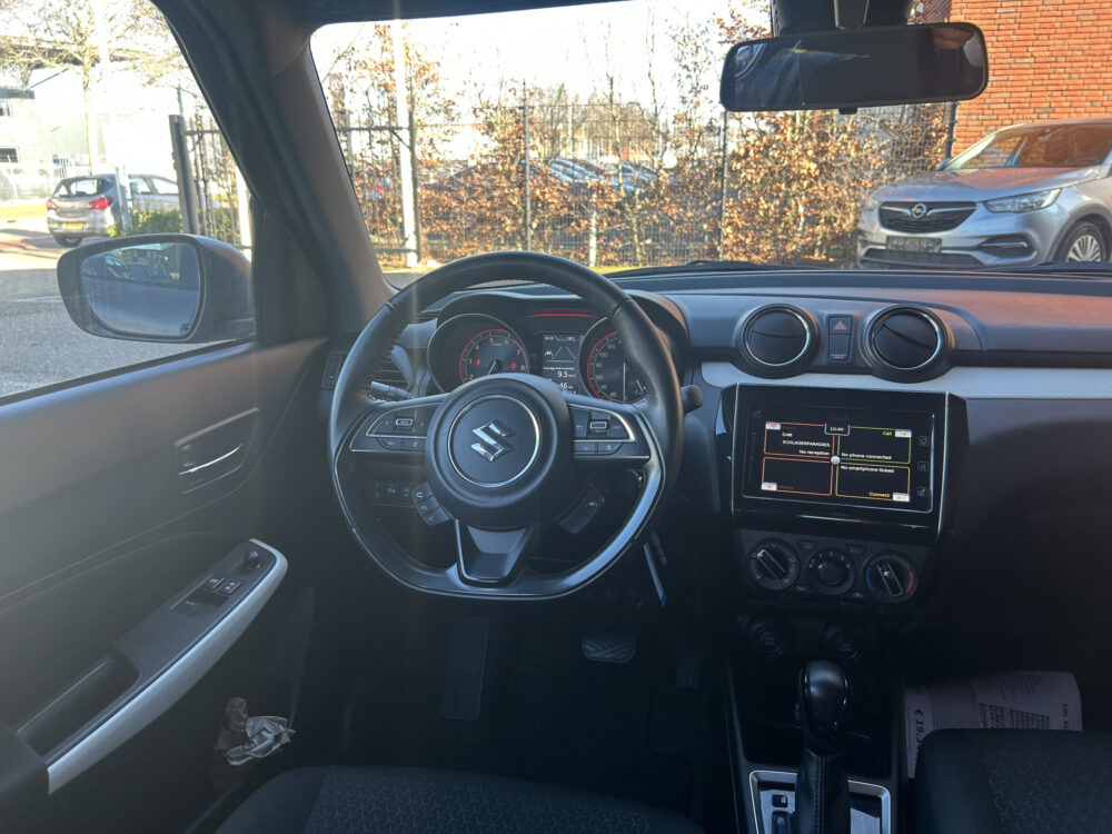 Suzuki Swift 1.2 Select Smart Hybrid // FULL LED // APPLE CARPLAY / ANDROID AUTO // CAMERA // ADAPTIVE CRUISE // STOELVERWARMING 7