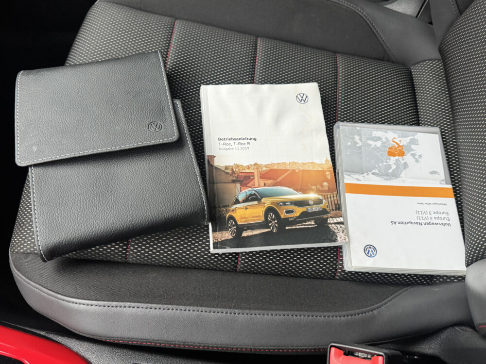 Volkswagen T-Roc 1.5 TSI Style // BEATS AUDIO // TREKHAAK // NAVI // PDC // ADAPTIVE CRUISE // APPLE CARPLAY - ANDROID AUTO // STOELVERWARMING // 13