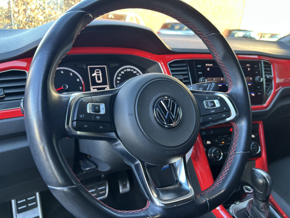 Volkswagen T-Roc 1.5 TSI Style // BEATS AUDIO // TREKHAAK // NAVI // PDC // ADAPTIVE CRUISE // APPLE CARPLAY - ANDROID AUTO // STOELVERWARMING // 6