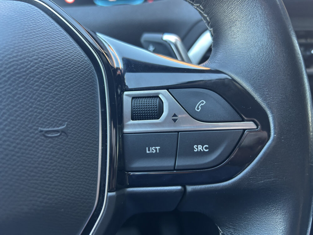 Peugeot 3008 1.6 HYbrid 225 Allure 1STE EIGENAAR!! // NAVI // APPLE CARPLAY - ANDROID AUTO // ADAPTIVE CRUISE // CAMERA // CLIMA // 10