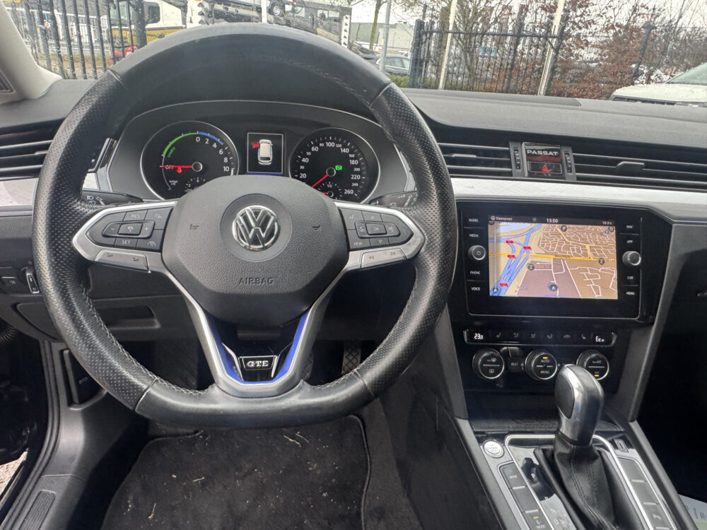 Volkswagen Passat Variant 1.4 TSI PHEV GTE Business // DEALER ONDERHOUDEN // ERGO COMFORT // TREKHAAK // NAVI // CAMERA // 11