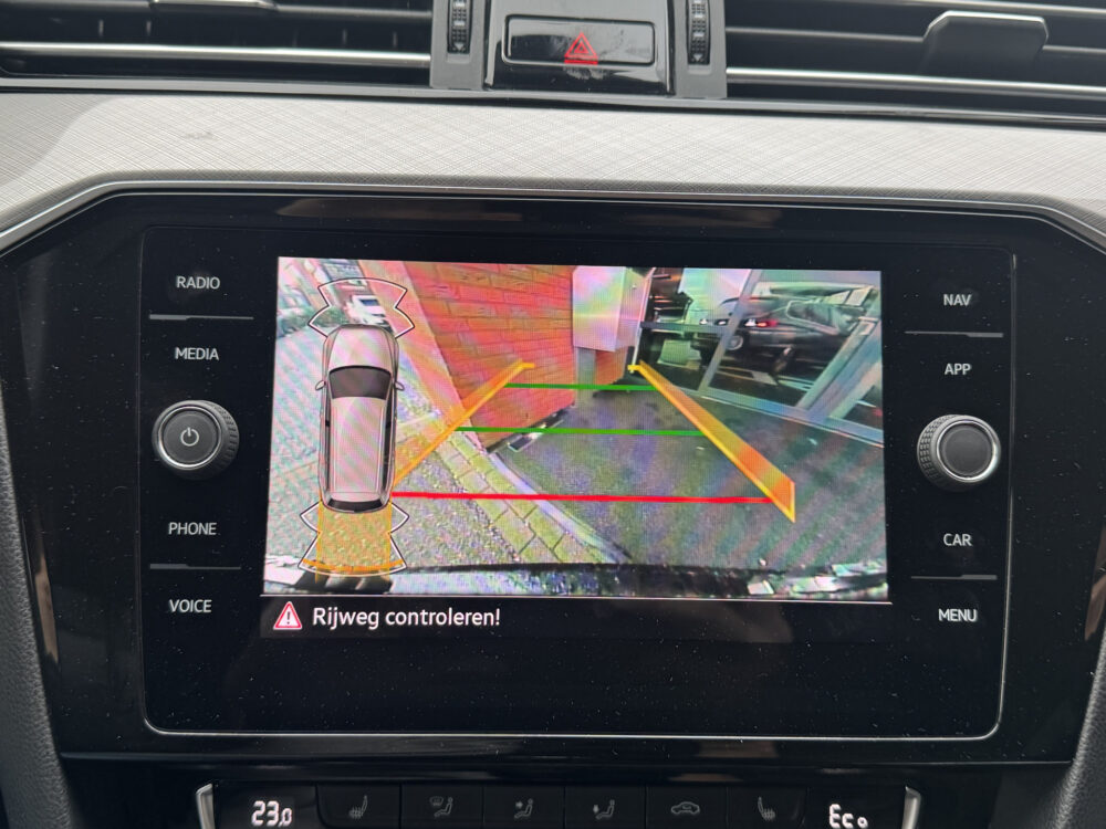 Volkswagen Passat Variant 1.4 TSI PHEV GTE Business // DEALER ONDERHOUDEN // ERGO COMFORT // TREKHAAK // NAVI // CAMERA // 15