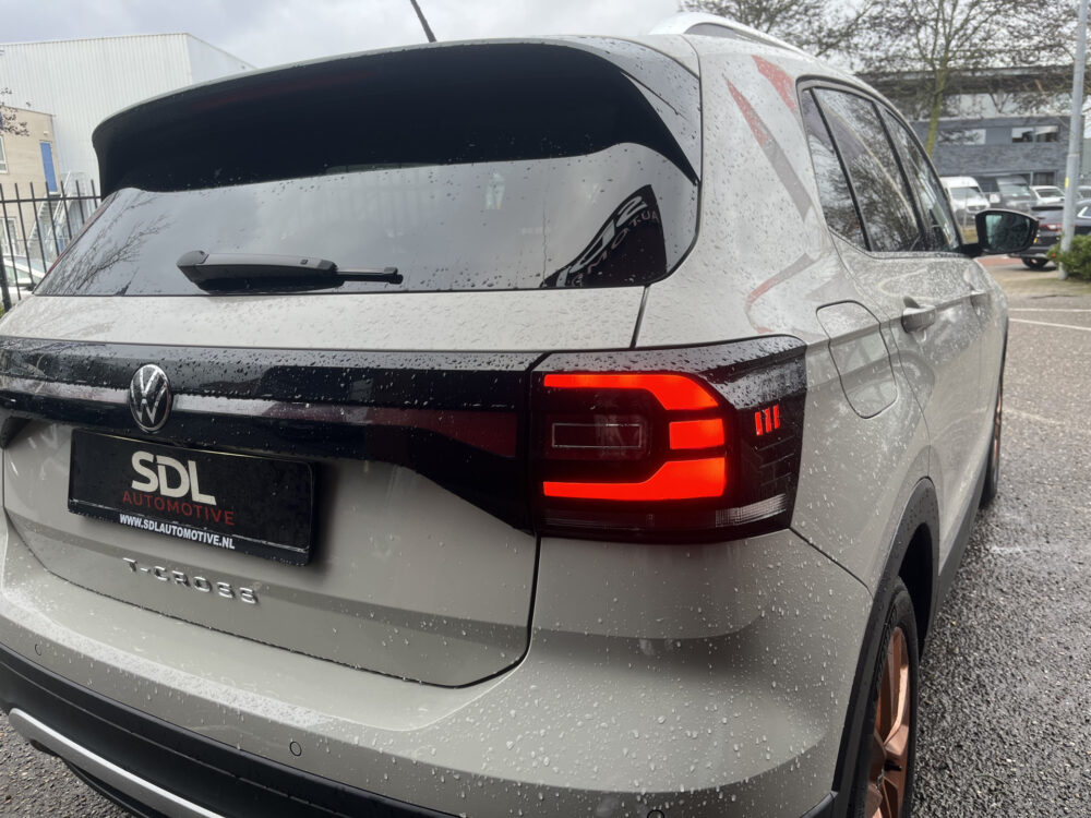 Volkswagen T-Cross 1.5 TSI Style // FULL LED // ADAP. CRUISE // VIRTUAL COCKPIT // CAMERA+SENSOREN // KEYLESS // NAVI+CARPLAY // 12