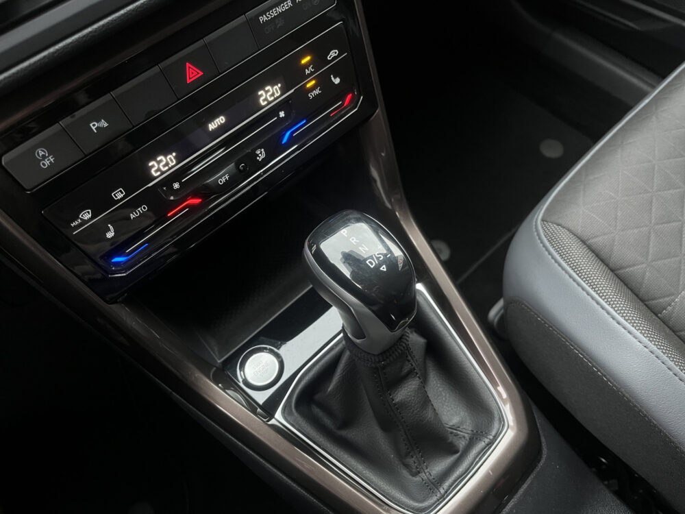 Volkswagen T-Cross 1.5 TSI Style // FULL LED // ADAP. CRUISE // VIRTUAL COCKPIT // CAMERA+SENSOREN // KEYLESS // NAVI+CARPLAY // 23