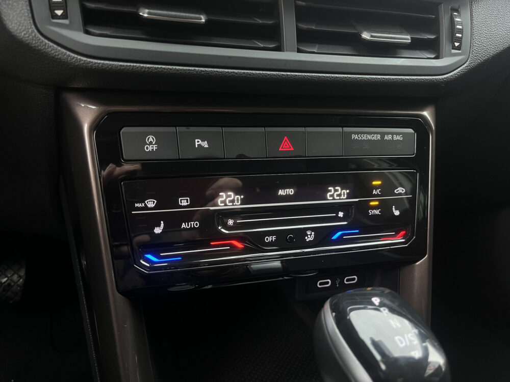 Volkswagen T-Cross 1.5 TSI Style // FULL LED // ADAP. CRUISE // VIRTUAL COCKPIT // CAMERA+SENSOREN // KEYLESS // NAVI+CARPLAY // 25