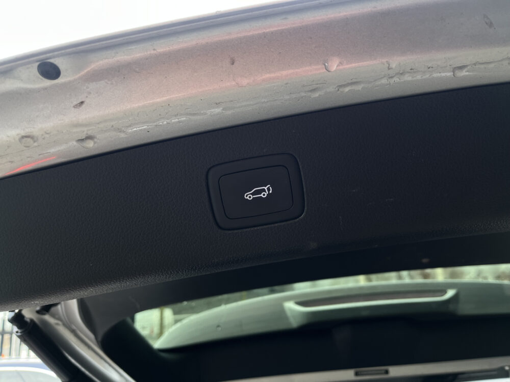 MG EHS 1.5 TGDI Luxury // SCHUIF-KANTELDAK // 360 CAMERA // ADAPT. CRUISE // ELEK.STOELEN+KLEP // DODEHOEK // KEYLESS // 12