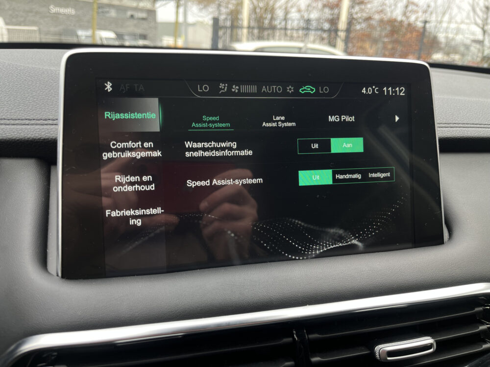 MG EHS 1.5 TGDI Luxury // SCHUIF-KANTELDAK // 360 CAMERA // ADAPT. CRUISE // ELEK.STOELEN+KLEP // DODEHOEK // KEYLESS // 38