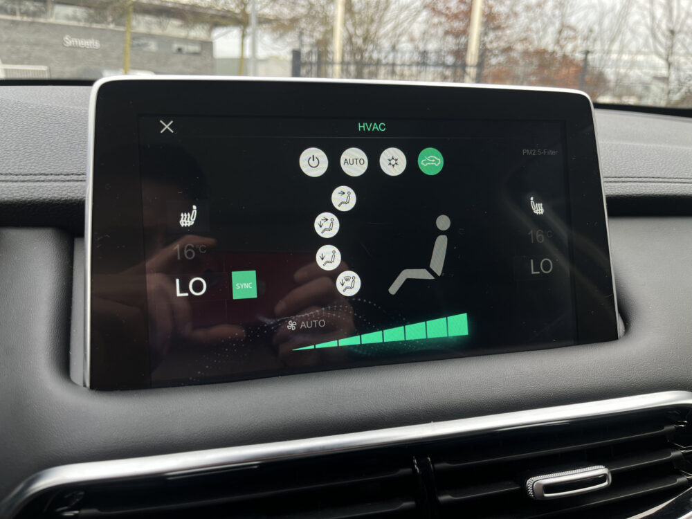 MG EHS 1.5 TGDI Luxury // SCHUIF-KANTELDAK // 360 CAMERA // ADAPT. CRUISE // ELEK.STOELEN+KLEP // DODEHOEK // KEYLESS // 39