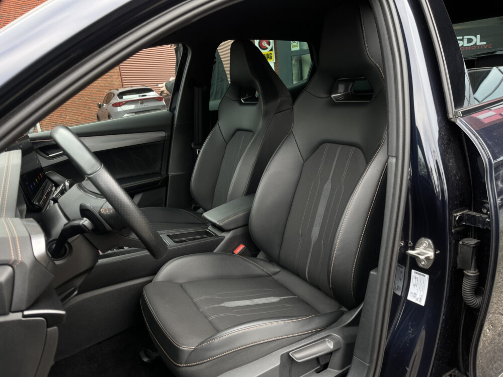 CUPRA Formentor 1.4 e-Hybrid VZ Copper Edition 245PK!! // ADAPT. CRUISE // KEYLESS // ELEK. KLEP // NAVI // DODEHOEK // VIRTUAL COCKPIT // 15