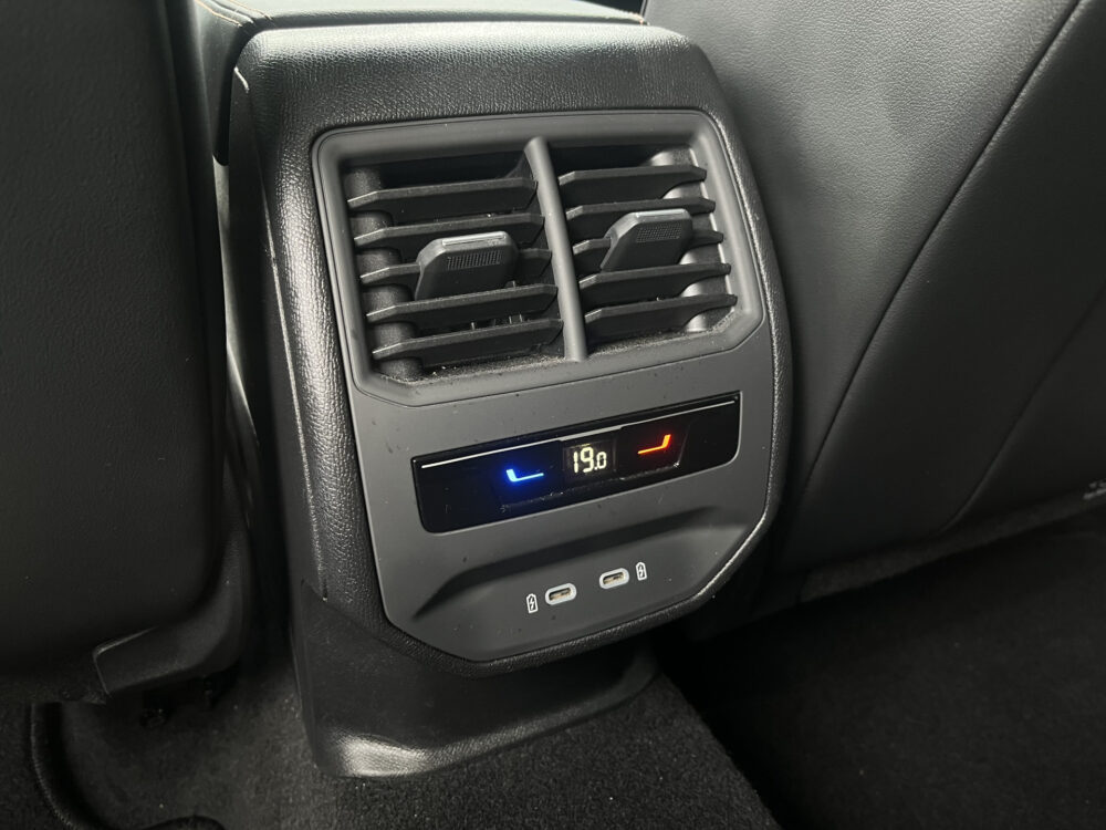 CUPRA Formentor 1.4 e-Hybrid VZ Copper Edition 245PK!! // ADAPT. CRUISE // KEYLESS // ELEK. KLEP // NAVI // DODEHOEK // VIRTUAL COCKPIT // 18