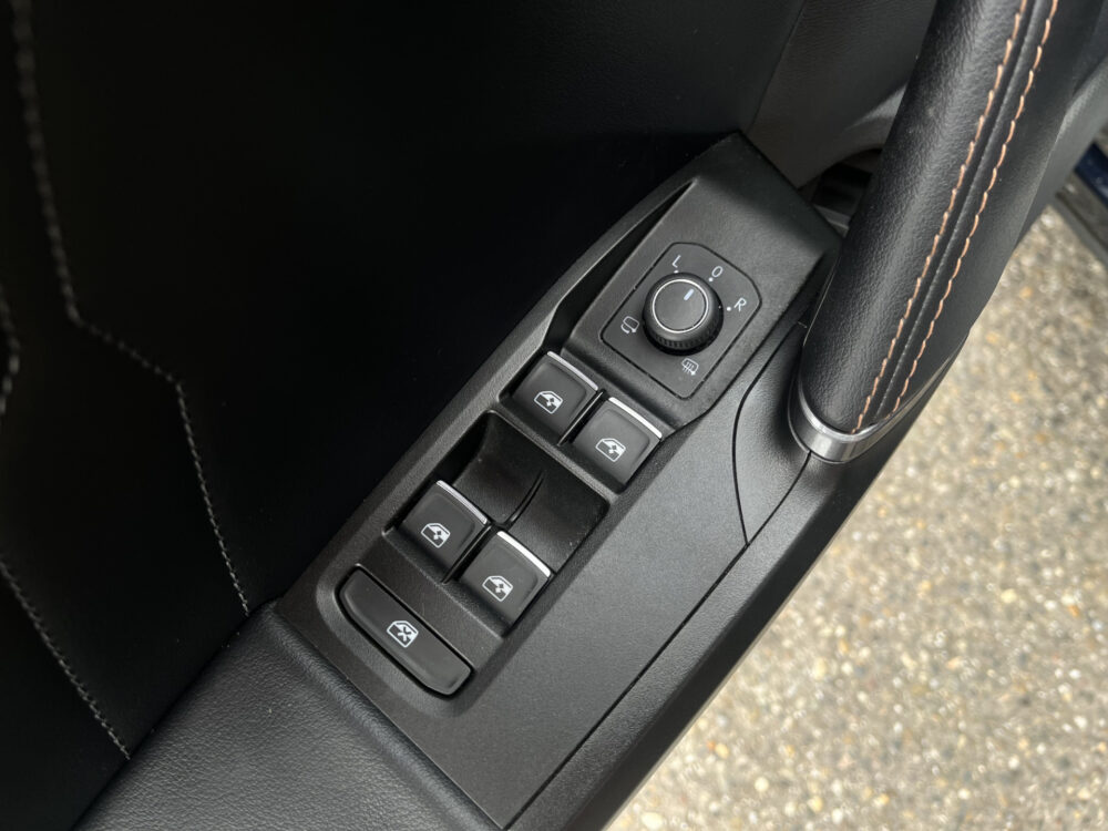 CUPRA Formentor 1.4 e-Hybrid VZ Copper Edition 245PK!! // ADAPT. CRUISE // KEYLESS // ELEK. KLEP // NAVI // DODEHOEK // VIRTUAL COCKPIT // 20