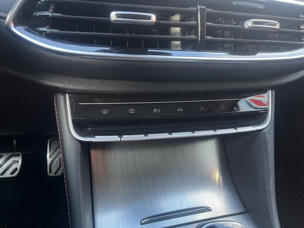 MG EHS 1.5 TGDI Luxury // SCHUIF-KANTELDAK// 360 CAMERA // ADAPT. CRUISE // ELEK.STOELEN+KLEP // DODEHOEK // KEYLESS // 27