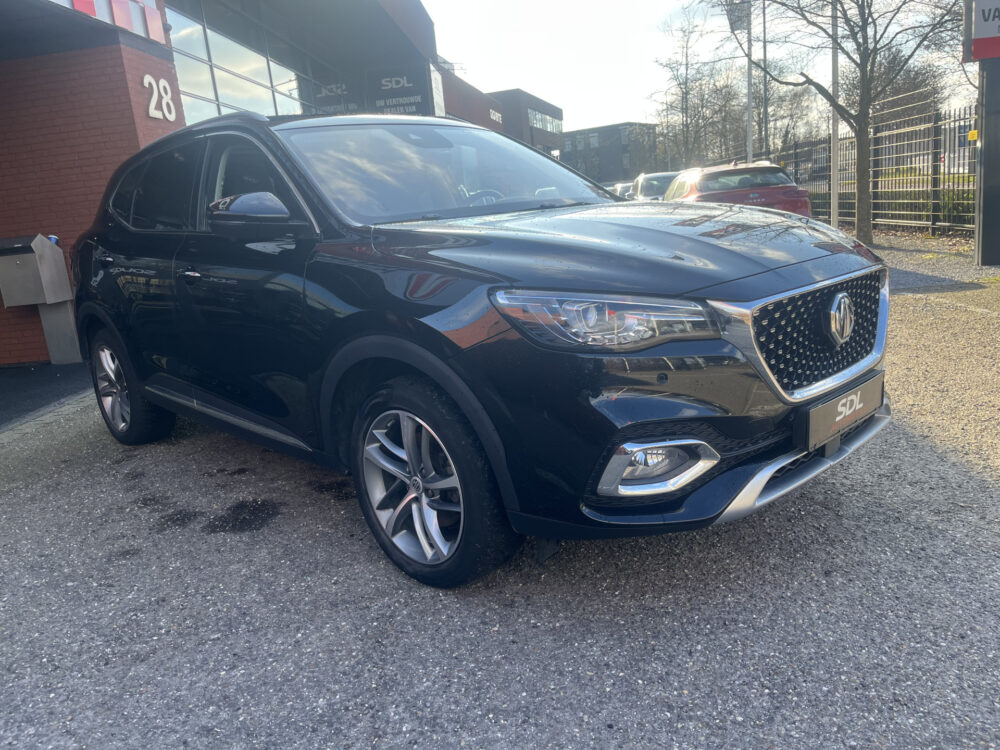 MG EHS 1.5 TGDI Luxury // SCHUIF-KANTELDAK// 360 CAMERA // ADAPT. CRUISE // ELEK.STOELEN+KLEP // DODEHOEK // KEYLESS // 7