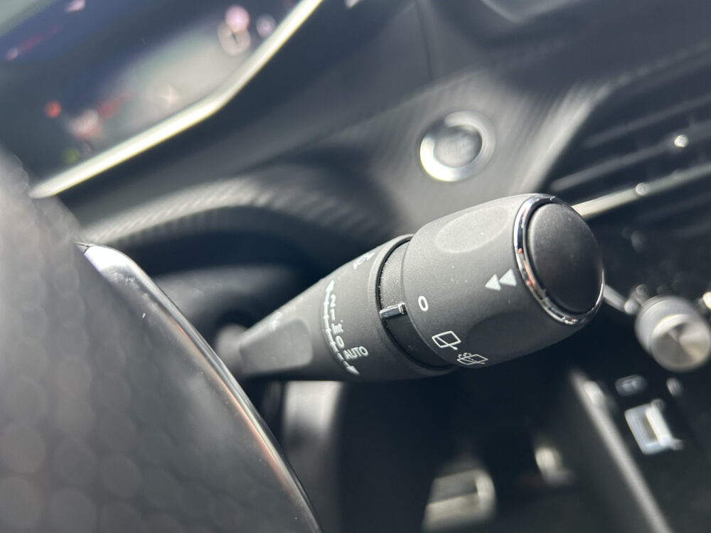 Peugeot 2008 1.2 PureTech GT-Line // NAVI // TREKHAAK// ADAPTIVE CRUISE // CAMERA // SCHUIF-KANTEL DAK 13