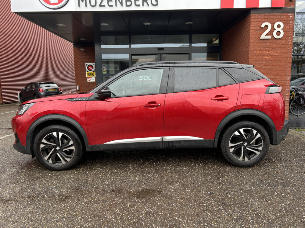Peugeot 2008 1.2 PureTech GT-Line // NAVI // TREKHAAK// ADAPTIVE CRUISE // CAMERA // SCHUIF-KANTEL DAK 3