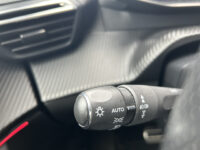 Peugeot 2008 1.2 PureTech GT-Line // NAVI // TREKHAAK// ADAPTIVE CRUISE // CAMERA // SCHUIF-KANTEL DAK 50