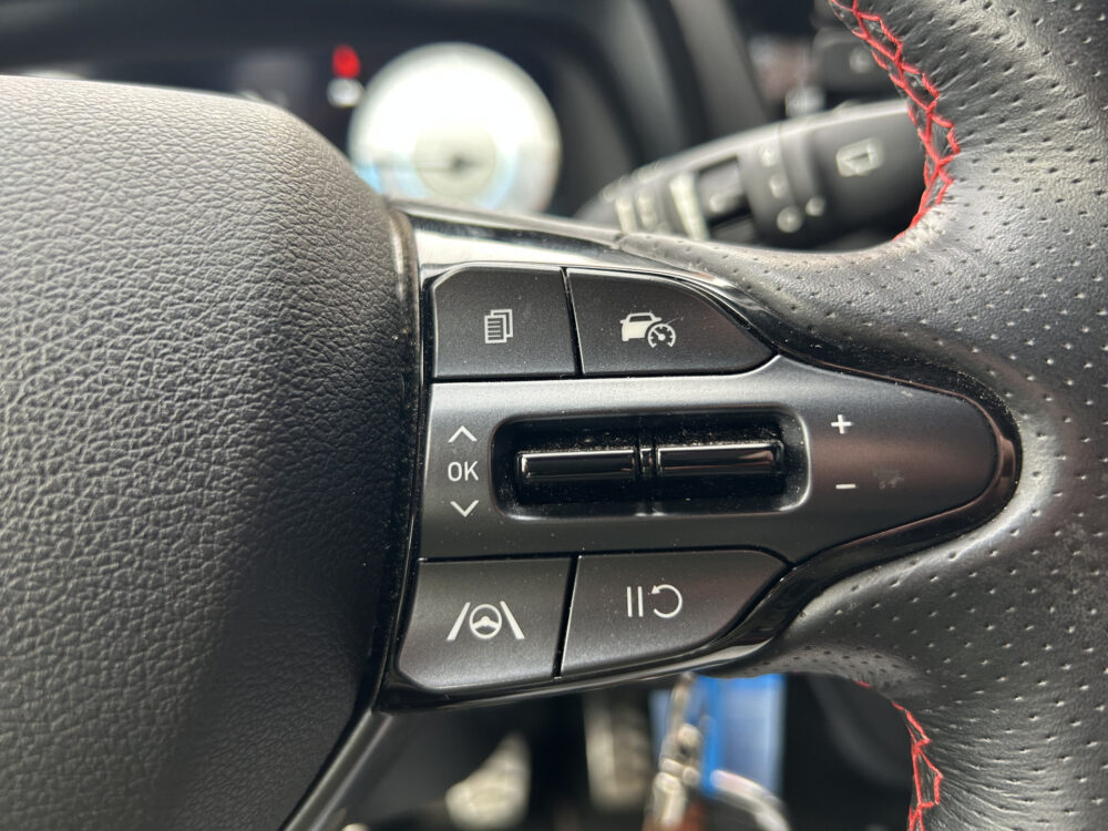 Hyundai i20 1.0 T-GDI N Line // LED // APPLE CARPLAY / ANDROID AUTO // CRUISE // CAMERA // PDC 10