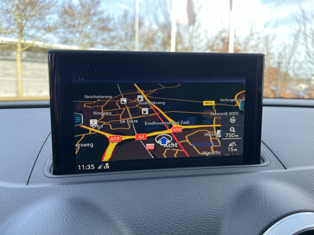 Audi A3 Sportback 40 e-tron Advance Sport // NAVI // PDC V + A // CRUISE // DIGITAAL COCKPIT! // STOELVERWARMING // 29