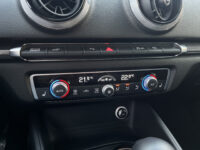 Audi A3 Sportback 40 e-tron Advance Sport // NAVI // PDC V + A // CRUISE // DIGITAAL COCKPIT! // STOELVERWARMING // 61