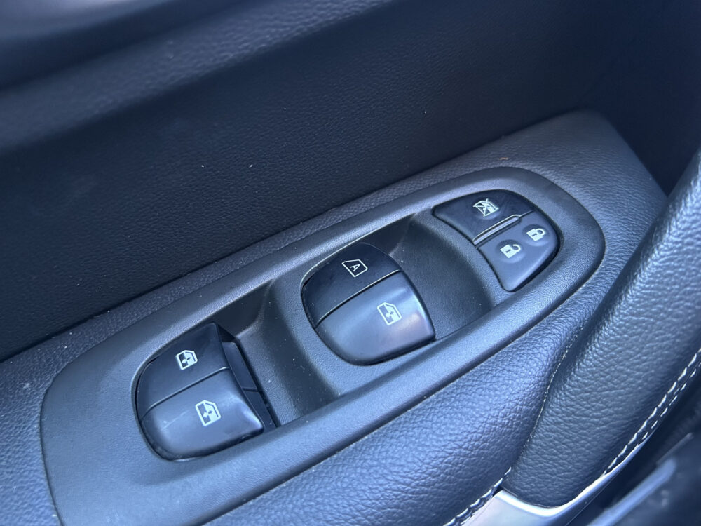 Renault Kadjar 1.6 TCe 164PK!! Bose // FULL LED // NAVI // CAMERA // PDC V+A // CRUISE // LEDER // TREKHAAK!! 26