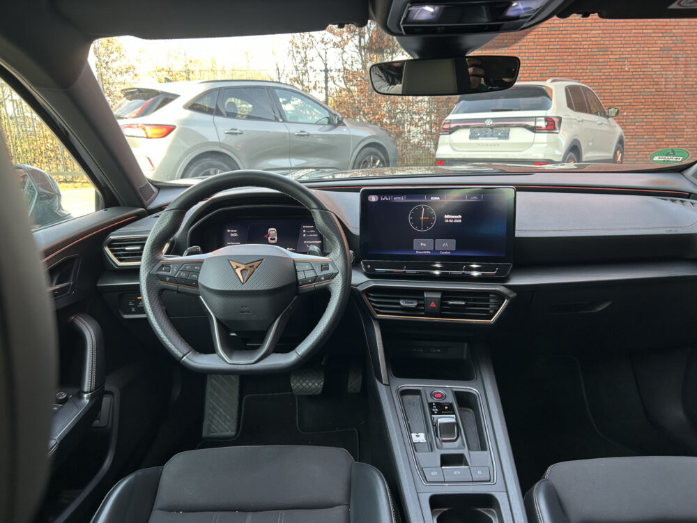 CUPRA Formentor 1.4 e-Hybrid VZ Performance // FULL LED // BLINDSPOT // NAVI + CARPLAY // CAMERA // ADAPTIVE CRUISE 7