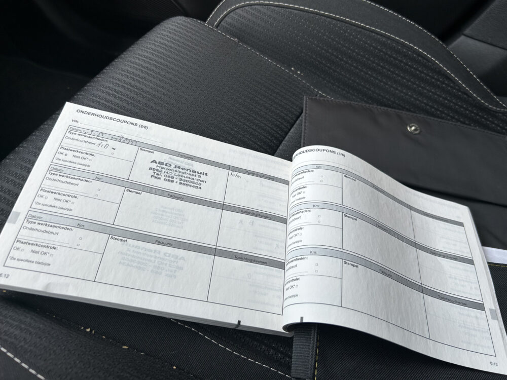 Renault Mégane Estate 1.2 TCe Limited // LED // NAVI // KEYLESS // CRUISE // LMV // PDC 14