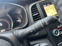 Renault Mégane Estate 1.2 TCe Limited // LED // NAVI // KEYLESS // CRUISE // LMV // PDC 44