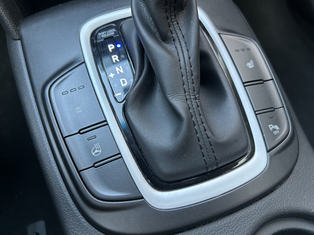 Hyundai KONA 1.6 GDI HEV Premium // LED // NAVI + CARPLAY // CAMERA // CRUISE // HALF-LEDER // KRELL AUDIO!! 20