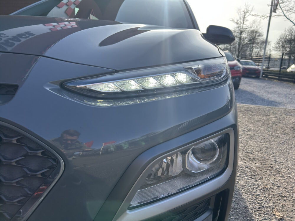 Hyundai KONA 1.6 GDI HEV Premium // LED // NAVI + CARPLAY // CAMERA // CRUISE // HALF-LEDER // KRELL AUDIO!! 25