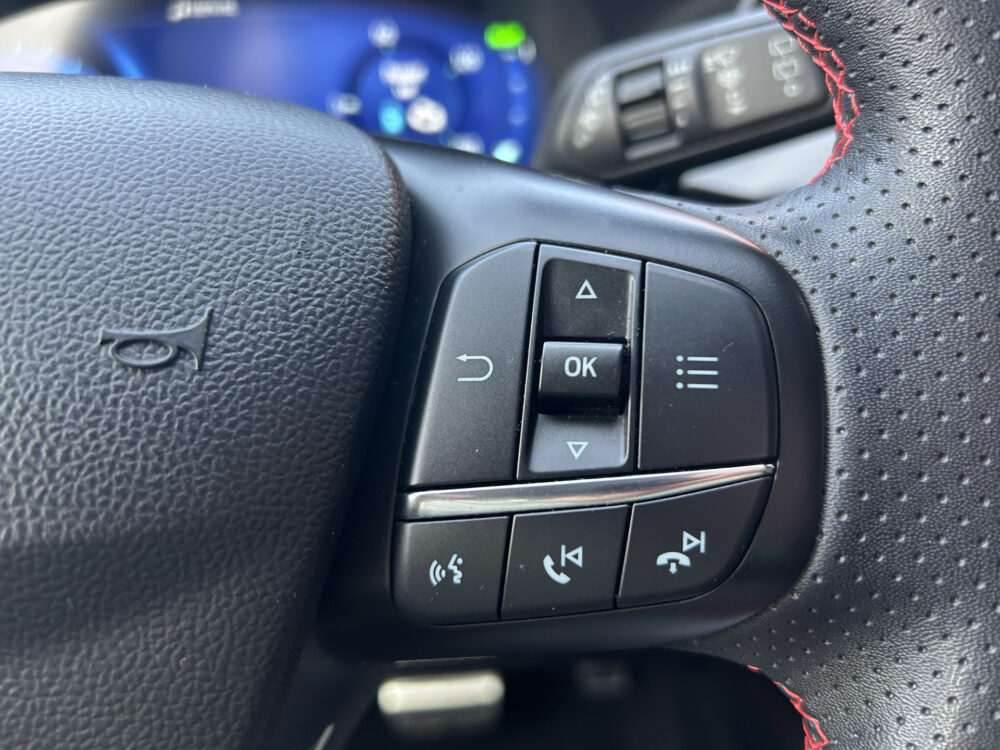 Ford Kuga 2.5 PHEV ST-Line // FULL LED // NAVI + CARPLAY // CAMERA // PDC V+A // ADAPTIVE CRUISE // WINTERPACK 10