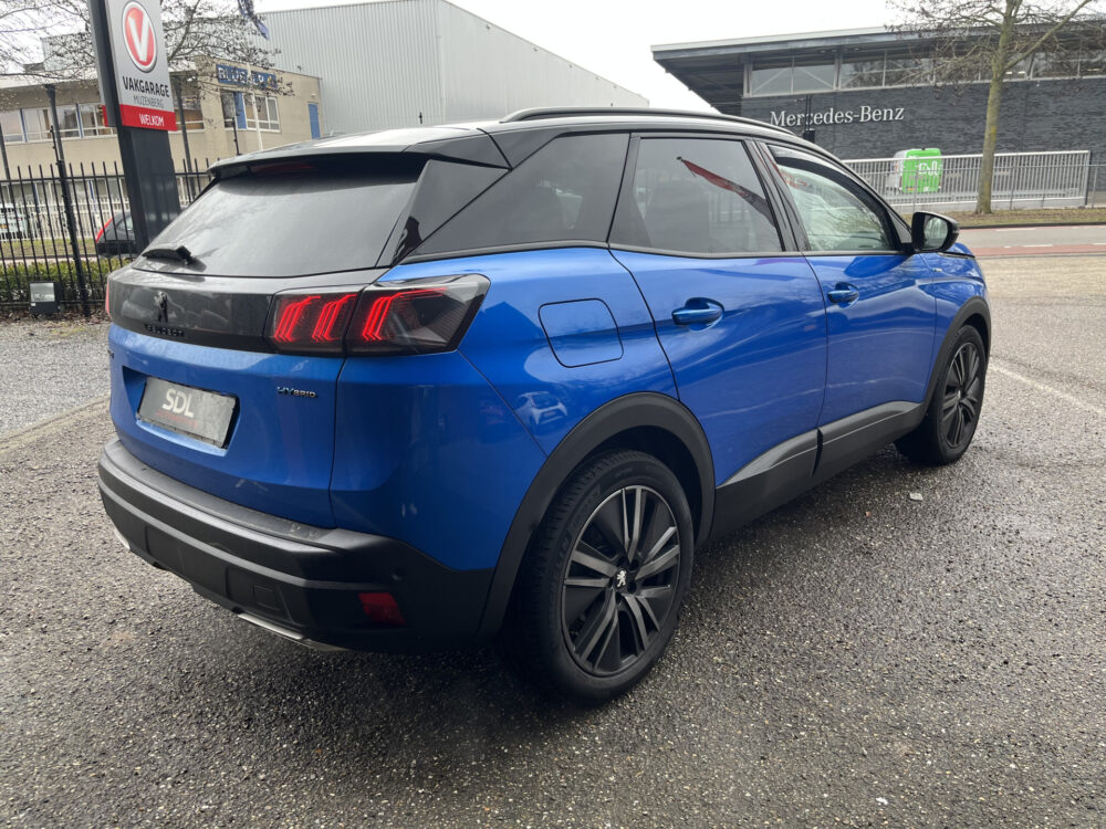 Peugeot 3008 1.6 HYbrid 225 GT Black Pack // FULL LED // LEDER // DODEHOEK // KEYLESS // FOCAL AUDIO // NAVI+CARPLAY // 5