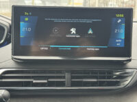 Peugeot 3008 1.6 HYbrid 225 GT // NAVI // CAMERA // CLIMA // ADAPTIVE CRUISE // DODEN HOEK SENSOR // STOELVERWARMING // 46