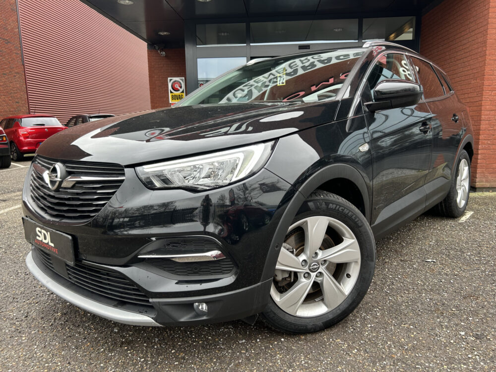 Opel Grandland X 1.6 Turbo Hybrid4 300PK!! Business Elegance // FULL LED // NAVI + CARPLAY // PDC V+A // STOELVERWARMING // CAMERA 2