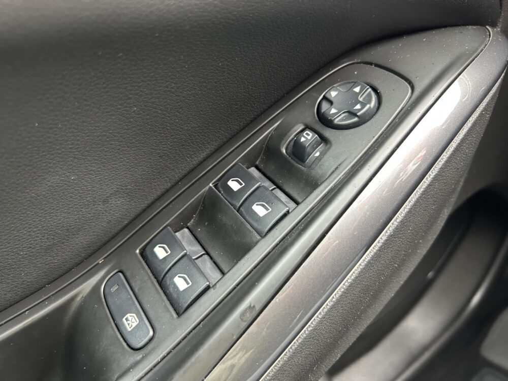 Opel Grandland X 1.6 Turbo Hybrid4 300PK!! Business Elegance // FULL LED // NAVI + CARPLAY // PDC V+A // STOELVERWARMING // CAMERA 21