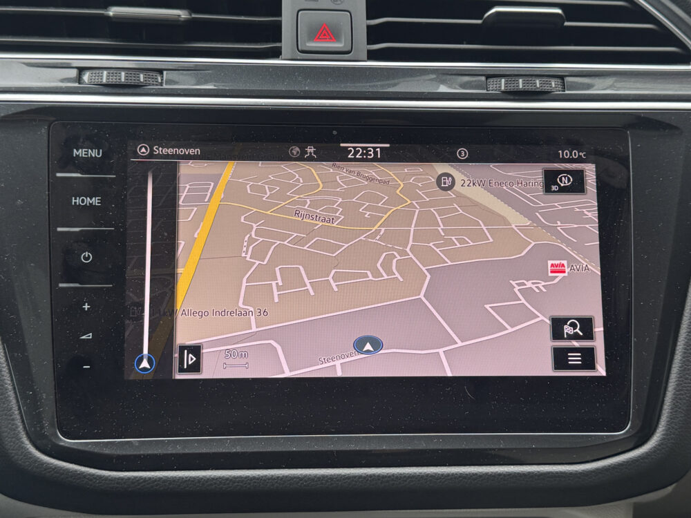 Volkswagen Tiguan 1.4 TSI eHybrid Business+ // PANO SCHUIF-DAK // NAVI // ADAPTIVE CRUISE // AFN. TREKHAAK // ELEK. ACHTERKLEP // PDC V+A // 15