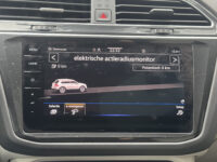 Volkswagen Tiguan 1.4 TSI eHybrid Business+ // PANO SCHUIF-DAK // NAVI // ADAPTIVE CRUISE // AFN. TREKHAAK // ELEK. ACHTERKLEP // PDC V+A // 57