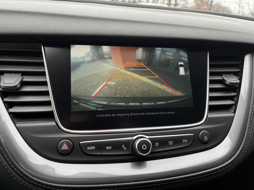 Opel Grandland X 1.6 Turbo Hybrid Business Edition UNIEKE KM STAND!!! // ADAPT. CRUISE // CAMERA+SENSOREN // NAVI+CARPLAY // STOELVERWARMING // F 24